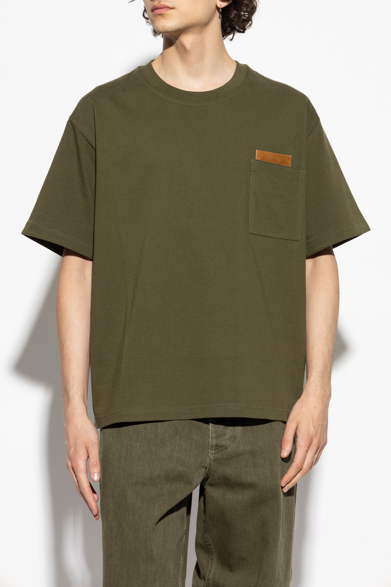 【送料&関税込】Bottega Veneta Pocket Detailed Cropped T-shi Bottega Veneta T-shirt with pocket | Men's Clothing | Vitkac